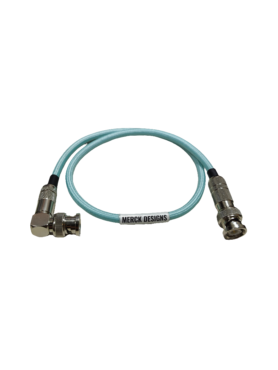 Cable: SDI (BNC < - > BNC)