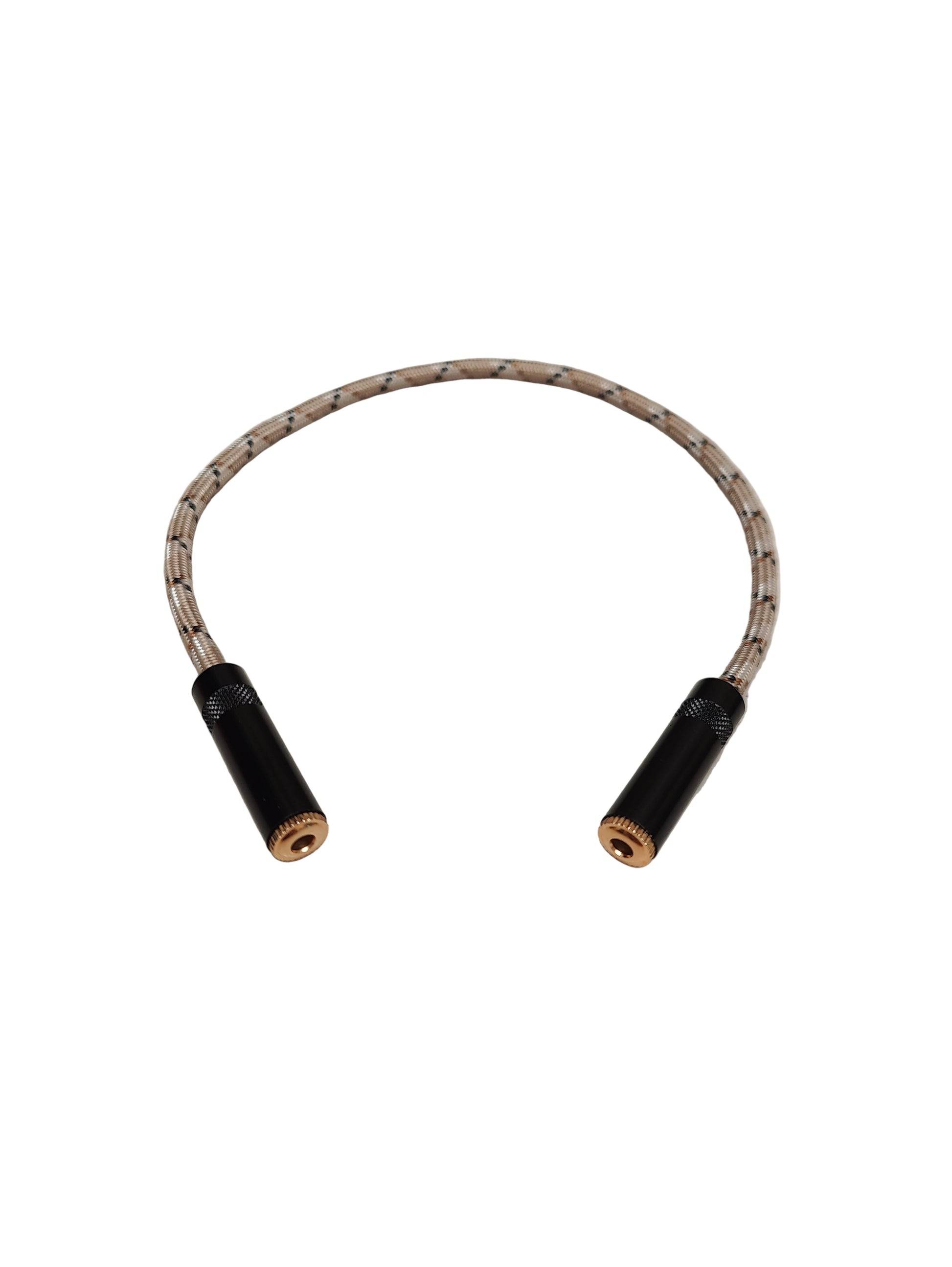 Cable: 3.5mm (H) < - > 3.5mm (H)