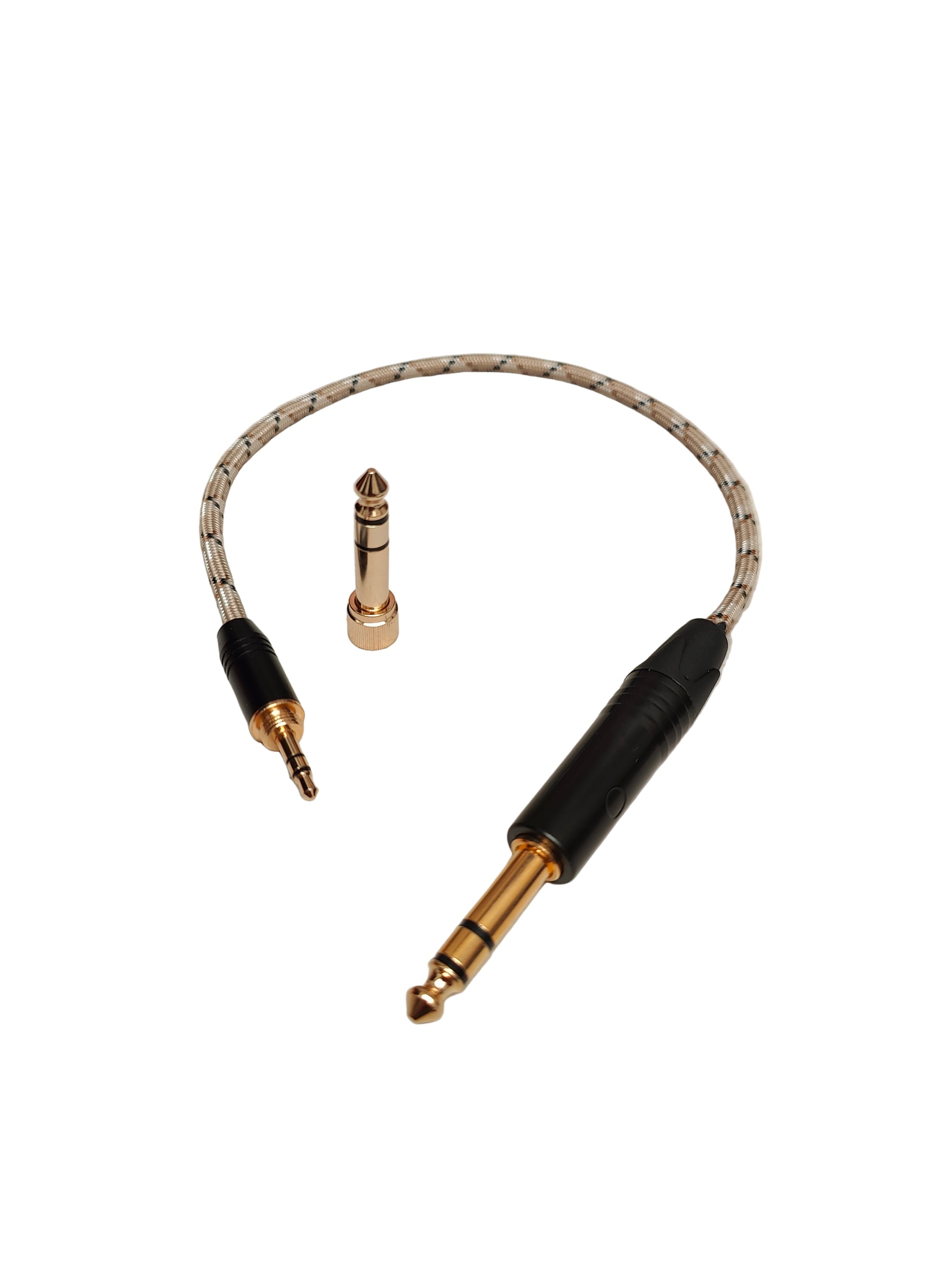 Cable: 3.5mm (M) (Con Adaptador) < - > Plug 1/4'' TRS (M)