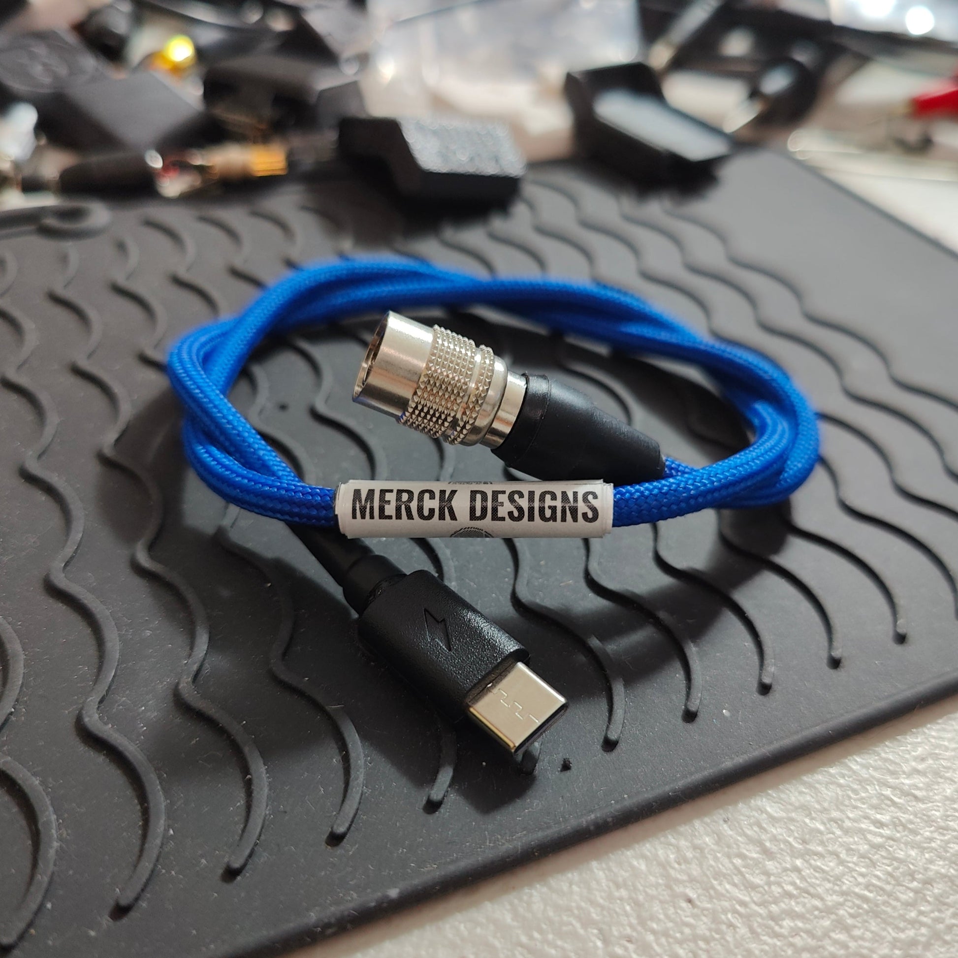 Cable: USB-C PD a 12V (Hirose 4 Pin)