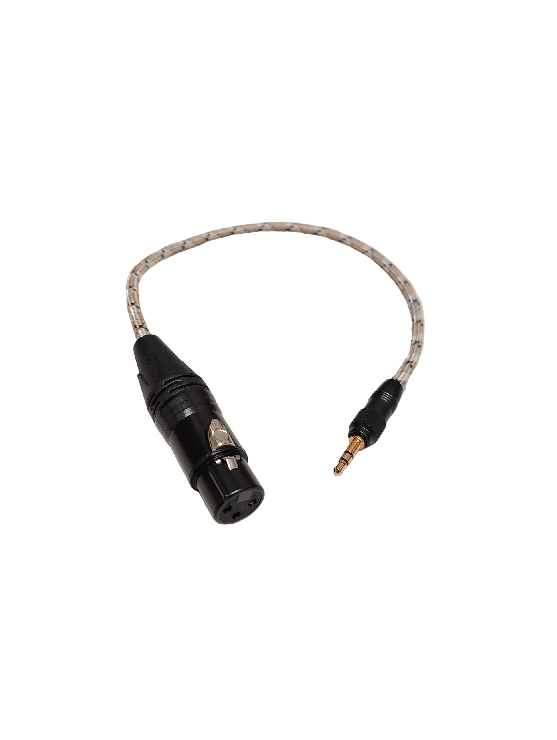 Cable: XLR (H) -> 3.5mm (M)