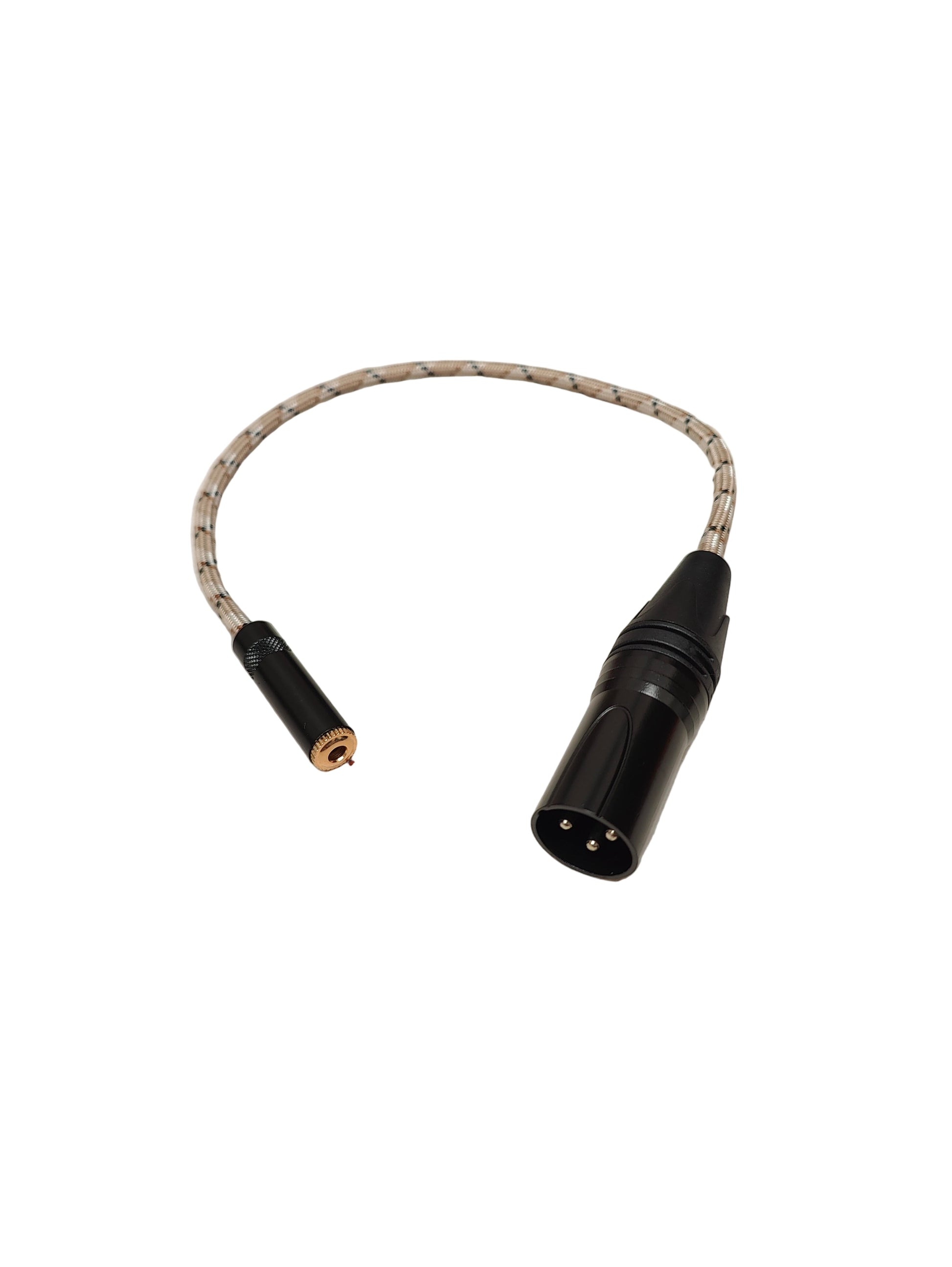Cable: 3.5mm (H) -> XLR (M)