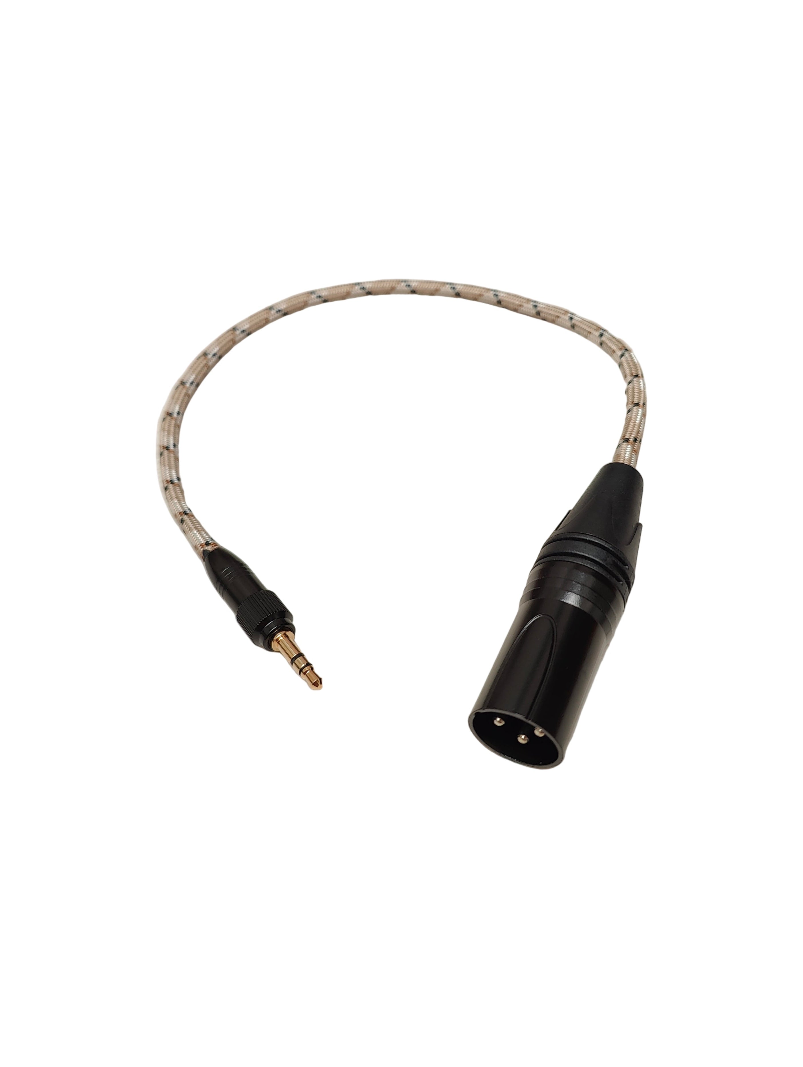 Cable: 3.5mm (M) -> XLR (M)