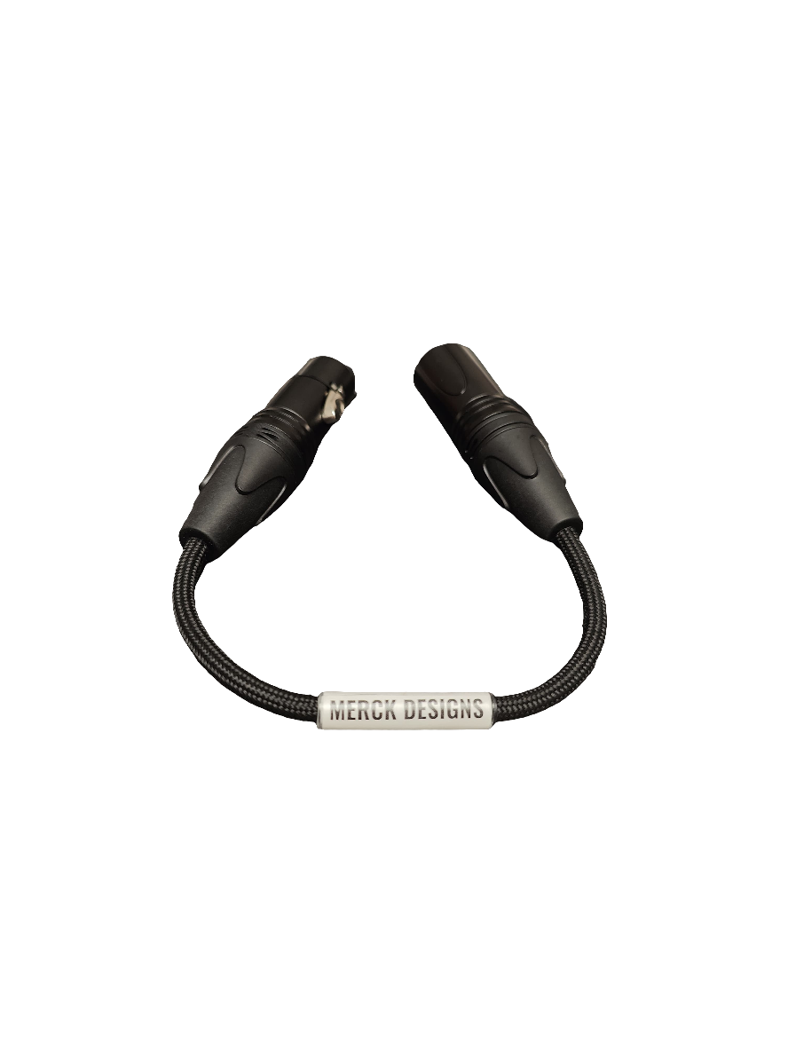 Cable: XLR (H) -> XLR (M)