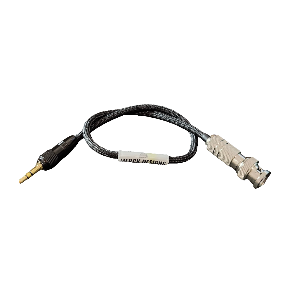 Cable: 3.5mm (Miniplug) (Macho) < - > BNC (Timecode)